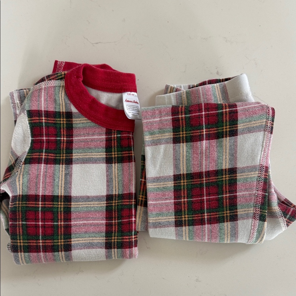 Hanna Andersson Red and Green Plaid Pajama Set
